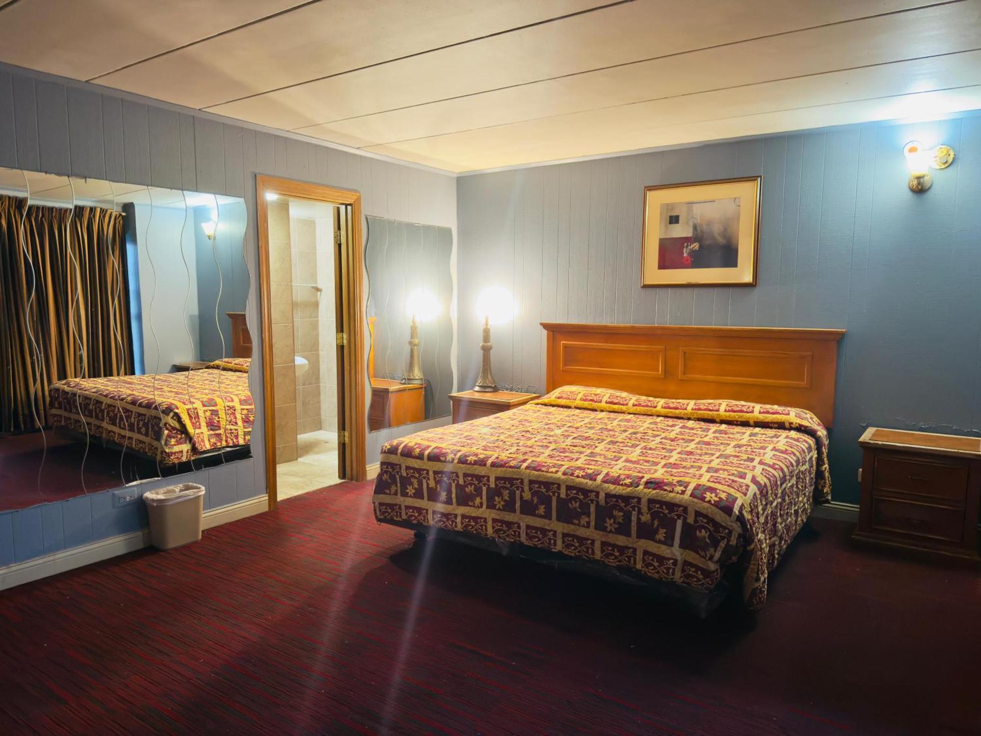 Admiral Motel By Oyo Chicago I-94 Экстерьер фото